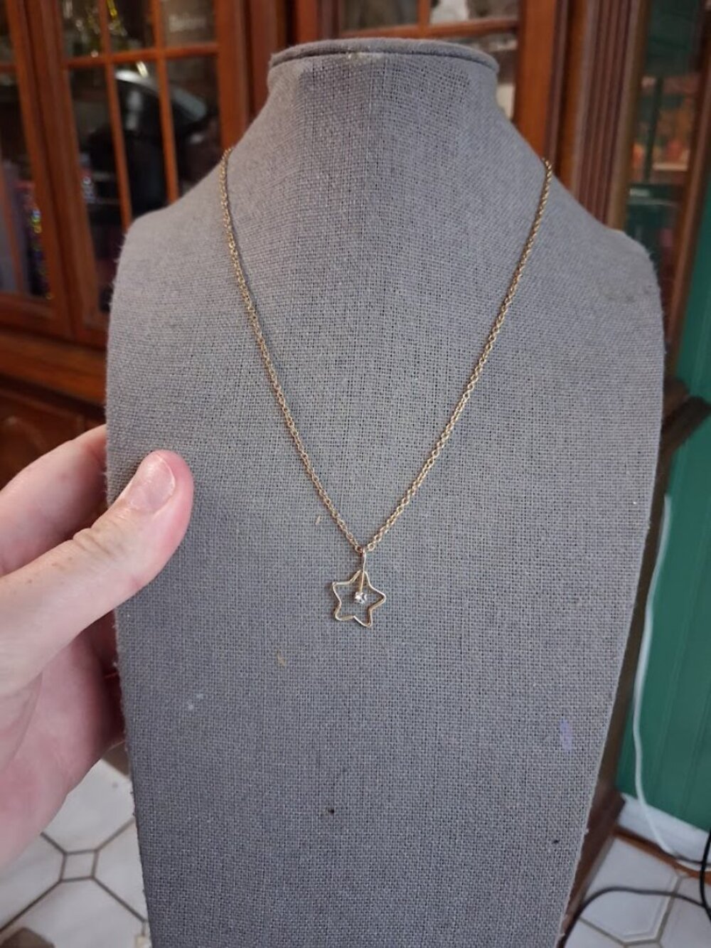 16 inch Star necklace